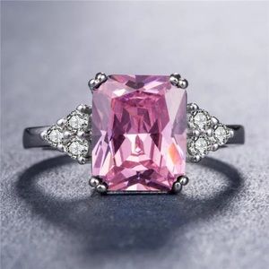 New Gorgeous Pink Sapphire Sterling Silver Ring. 💍Brand New In Box 💜